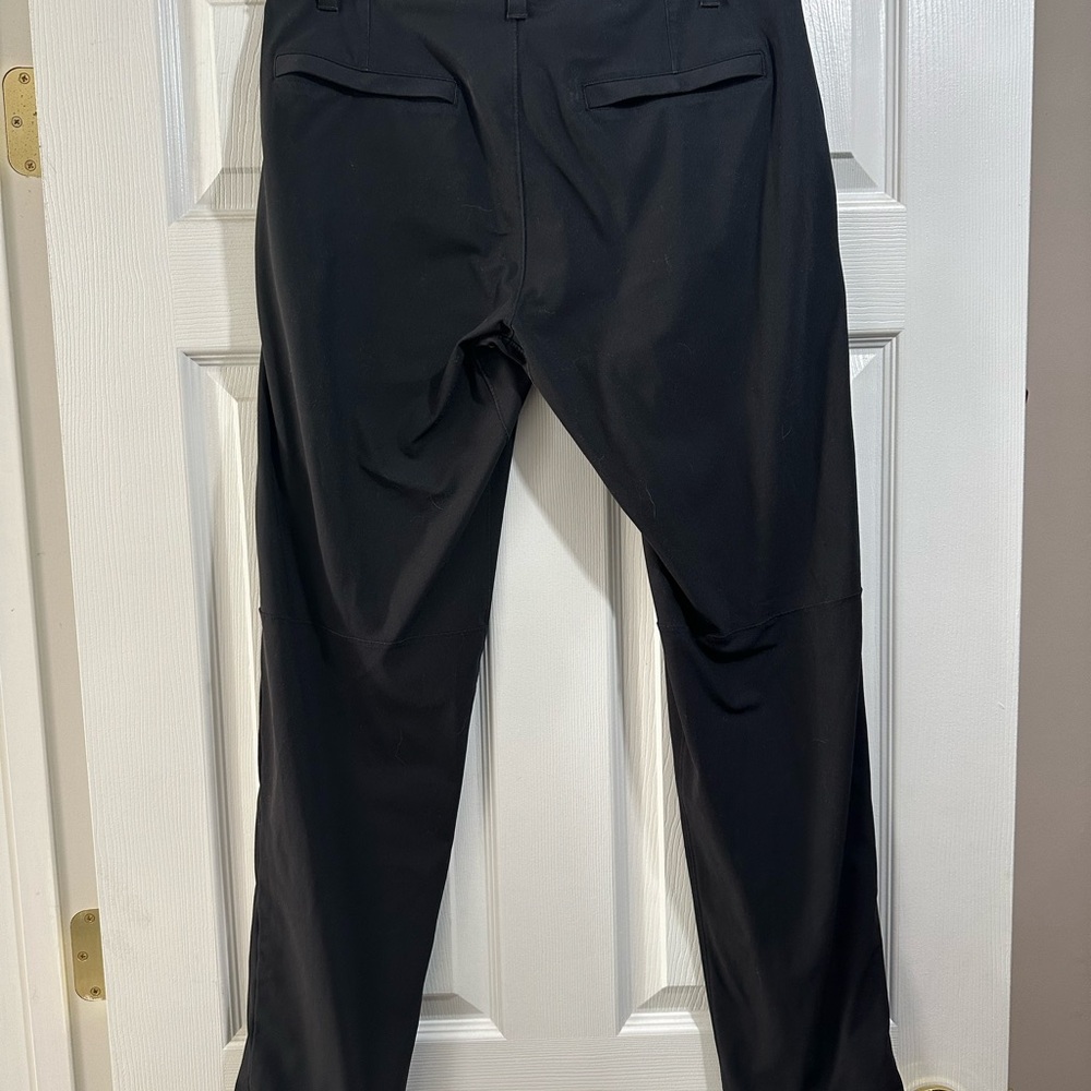 Lululemon Commission Classic Fit Men's Black Dress Pants 32x32